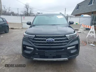 2023 Ford Explorer XLT with VIN 1FMSK8DH4PGB28045, listed as a IAAI auction lot 41723221 with 32,191 mi miles. Bid and sale history available at carsss.com. Image 12.