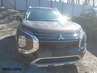 2022 Mitsubishi Outlander SEL with VIN JA4J4VA80NZ070086, listed as a IAAI auction lot 41859066 with 35,982 mi miles. Bid and sale history available at carsss.com. Image 13.