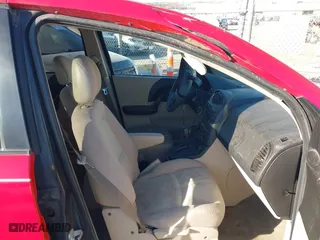 2004 Saturn VUE with VIN 5GZCZ33D34S810394, listed as a IAAI auction lot 41109472 with 147,029 mi miles. Bid and sale history available at carsss.com. Image 5.