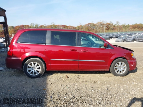 2015 Chrysler Town & Country Touring with VIN 2C4RC1BG8FR587965, listed as a IAAI auction lot 40741458 with 138,384 mi miles and . Bid and sale history available at carsss.com. Image 13.