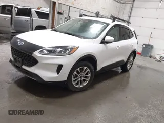 2020 Ford Escape SE z VIN 1FMCU9G62LUB80302, wystawiony jako IAAI lot #42610731 z przebiegiem 43 873 mil mil oraz . Historia ofert i sprzedaży dostępna na DreamBid. Obrazek 2.