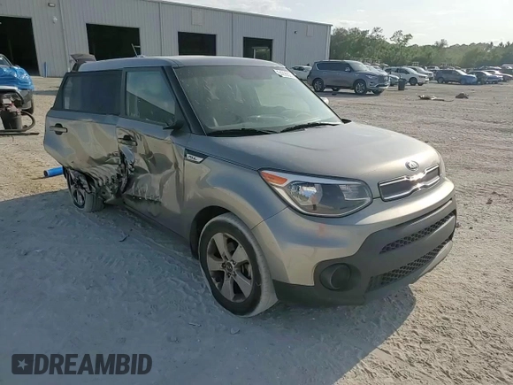 2019 Kia Soul z VIN KNDJN2A24K7672817, wystawiony jako Copart lot #54296525 z przebiegiem 107 338 mil mil oraz Nie do naprawy • Non repairable. Historia ofert i sprzedaży dostępna na DreamBid. Obrazek 14.