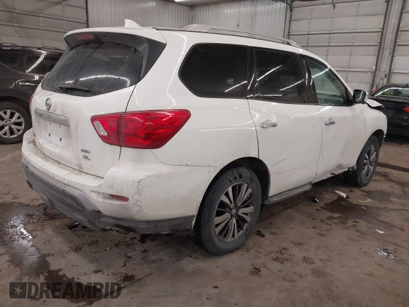 2020 Nissan Pathfinder SL z VIN 5N1DR2CM3LC596348, wystawiony jako IAAI lot #41541246 z przebiegiem 110 509 mil mil oraz . Historia ofert i sprzedaży dostępna na DreamBid. Obrazek 4.