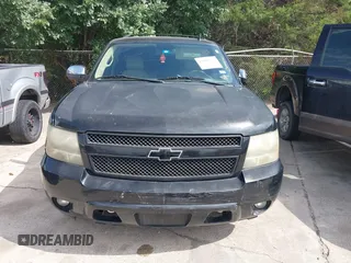 2012 Chevrolet Tahoe LT with VIN 1GNSCBE01CR164093, listed as a IAAI auction lot 42680741 with 183,638 mi miles and . Bid and sale history available at DreamBid. Image 12.