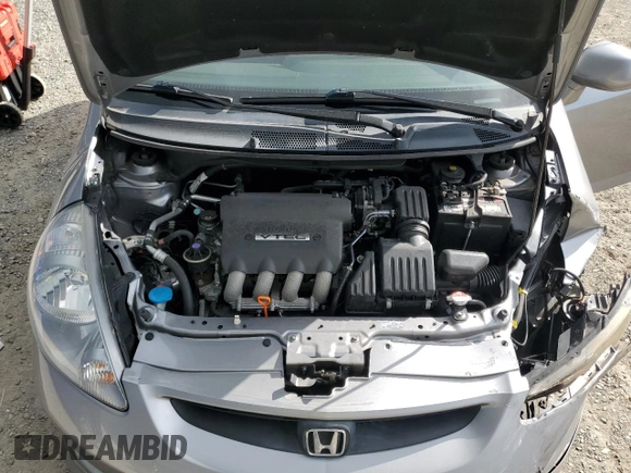 2008 Honda Fit Sport with VIN JHMGD38668S024685, listed as a Copart auction lot 71414644 with 83,132 mi miles and Salvage Title. Bid and sale history available at carsss.com. Image 11.