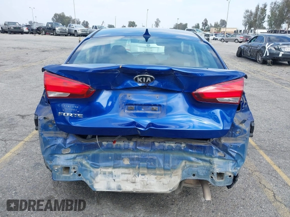 2017 Kia Forte LX with VIN 3KPFK4A74HE160960, listed as a IAAI auction lot 41894868 with 61,501 mi miles. Bid and sale history available at carsss.com. Image 6.
