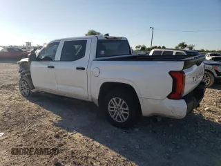 2022 Toyota Tundra 2WD SR with VIN 5TFKB5AB7NX010541, listed as a Copart auction lot 73222094 with 44,079 mi miles and Salvage Title. Bid and sale history available at carsss.com. Image 2.