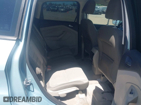 2013 Ford C-Max SE z VIN 1FADP5AU8DL503765, wystawiony jako IAAI lot #42313130 z przebiegiem 191 724 mil mil oraz . Historia ofert i sprzedaży dostępna na DreamBid. Obrazek 8.