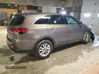 2019 Kia Sorento LX with VIN 5XYPGDA39KG554855, listed as a Copart auction lot 45777385 with 119,998 mi miles and Salvage Title. Bid and sale history available at carsss.com. Image 3.