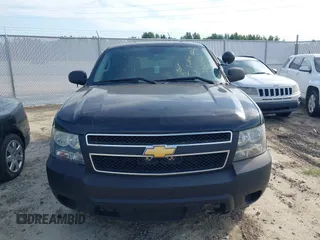 2012 Chevrolet Tahoe Commercial z VIN 1GNLC2E08CR196981, wystawiony jako IAAI lot #42834520 z przebiegiem 221 592 mil mil oraz . Historia ofert i sprzedaży dostępna na DreamBid. Obrazek 12.