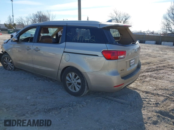 2015 Kia Sedona LX with VIN KNDMB5C15F6033787, listed as a IAAI auction lot 41534224 with 117,410 mi miles. Bid and sale history available at carsss.com. Image 3.