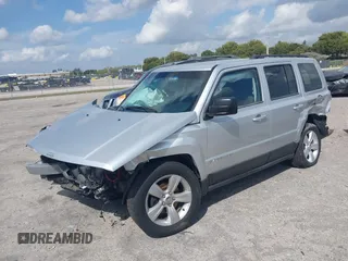 2013 Jeep Patriot Latitude with VIN 1C4NJPFA1DD260398, listed as a IAAI auction lot 41726749 with 146,609 mi miles. Bid and sale history available at carsss.com. Image 17.