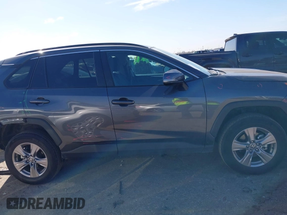 2023 Toyota RAV4 XLE with VIN 2T3W1RFV4PW299898, listed as a IAAI auction lot 41640181 with 31,455 mi miles. Bid and sale history available at carsss.com. Image 14.