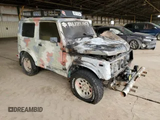 1986 Suzuki Samurai z VIN JS3JC51V1G4101572, wystawiony jako Copart lot #82712734 z przebiegiem Nie podano mil oraz Szkody całkowita. Historia ofert i sprzedaży dostępna na DreamBid. Obrazek 4.