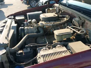 1998 Chevrolet Silverado 3500 with VIN 1GCHK33J3WF048276, listed as a IAAI auction lot 42442356 with 217,410 mi miles and . Bid and sale history available at DreamBid. Image 21.