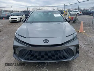 2025 Toyota Camry LE с VIN 4T1DBADK5SU510042, выставлен на аукционе IAAI как лот 41834173 с пробегом 6 975 миль миль и . История ставок и продаж доступна на DreamBid. Изображение 6.