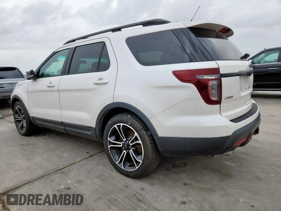2015 Ford Explorer Sport z VIN 1FM5K8GT8FGB32918, wystawiony jako Copart lot #63532215 z przebiegiem 151 792 mil mil oraz Czysty tytuł • Clean title. Historia ofert i sprzedaży dostępna na DreamBid. Obrazek 2.