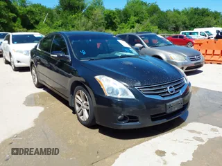 2012 Nissan Altima 3.5 SR with VIN 1N4BL2AP1CN561392, listed as a IAAI auction lot 42083850 with 187,570 mi miles. Bid and sale history available at carsss.com. Image 1.