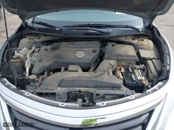 2013 Nissan Altima 2.5 SL with VIN 1N4AL3AP2DN506811, listed as a IAAI auction lot 41875731 with 242,422 mi miles. Bid and sale history available at carsss.com. Image 10.