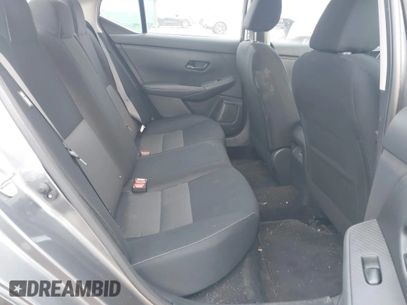 2024 Nissan Sentra SV z VIN 3N1AB8CV4RY222342, wystawiony jako IAAI lot #41786619 z przebiegiem 32 968 mil mil oraz . Historia ofert i sprzedaży dostępna na DreamBid. Obrazek 8.