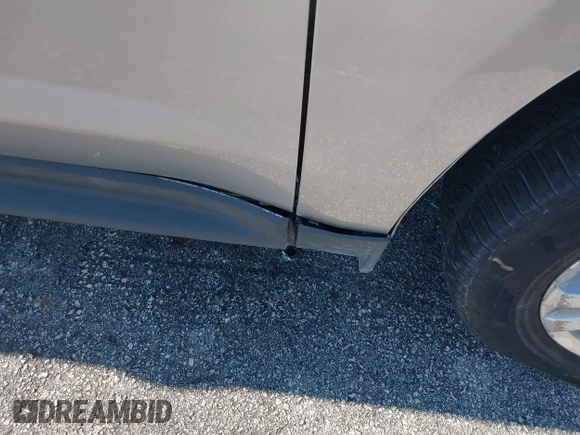 2011 Chevrolet Equinox LS with VIN 2GNALBEC8B1249252, listed as a IAAI auction lot 42036879 with 167,559 mi miles and . Bid and sale history available at DreamBid. Image 14.