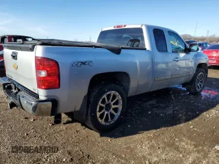 2013 Chevrolet Silverado 1500 LTZ with VIN 1GCRKTE77DZ225039, listed as a Copart auction lot 42239295 with 179,143 mi miles and Salvage Title. Bid and sale history available at DreamBid. Image 3.