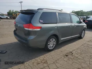 2014 Toyota Sienna XLE z VIN 5TDYK3DC2ES437683, wystawiony jako Copart lot #60549975 z przebiegiem 145 608 mil mil oraz Szkoda całkowita • Salvage title. Historia ofert i sprzedaży dostępna na DreamBid. Obrazek 3.