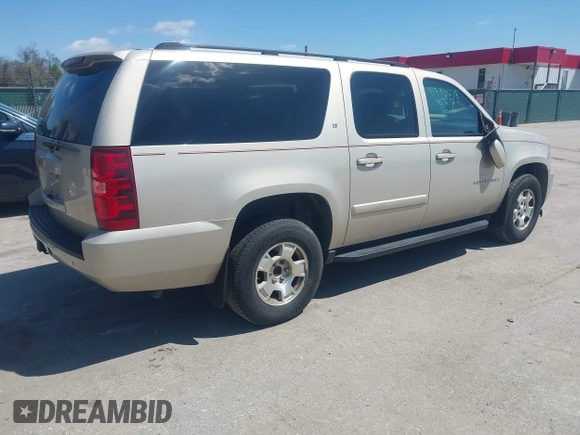 2007 Chevrolet Suburban LTZ с VIN 3GNFK16357G109210, выставлен на аукционе IAAI как лот 41990278 с пробегом 176 136 миль миль и . История ставок и продаж доступна на DreamBid. Изображение 4.