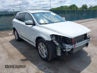 2016 Volvo XC60 T5 Premier with VIN YV4612RK7G2808526, listed as a IAAI auction lot 42748730 with 102,174 mi miles and . Bid and sale history available at DreamBid. Image 1.