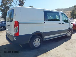 2020 Ford Transit Cargo с VIN 1FTBR1Y86LKB13801, выставлен на аукционе IAAI как лот 42218592 с пробегом 49 415 миль миль и . История ставок и продаж доступна на DreamBid. Изображение 4.