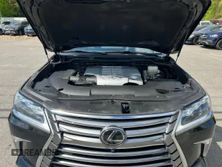 2018 Lexus LX 570 with VIN JTJHY7AX8J4258452, listed as a Copart auction lot 57357365 with 131,556 mi miles and Clean title. Bid and sale history available at DreamBid. Image 8.