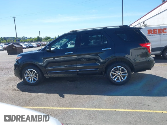 2014 Ford Explorer XLT with VIN 1FM5K8D83EGB11697, listed as a IAAI auction lot 42203447 with 155,027 mi miles and . Bid and sale history available at carsss.com. Image 14.