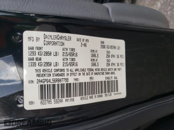 2006 Chrysler Town & Country LWB Limited with VIN 2A4GP64L56R807799, listed as a Copart auction lot 73799324 with 180,483 mi miles and Non Repairable. Bid and sale history available at carsss.com. Image 14.
