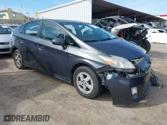 2011 Toyota Prius I with VIN JTDKN3DU0B1384416, listed as a IAAI auction lot 41857530 with 205,979 mi miles. Bid and sale history available at carsss.com. Image 1.