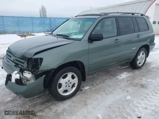 2007 Toyota Highlander w/3rd Row with VIN JTEEP21AX70212026, listed as a IAAI auction lot 41246120 with 196,319 mi miles. Bid and sale history available at carsss.com. Image 2.