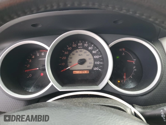2010 Toyota Tacoma PreRunner with VIN 3TMJU4GN2AM109527, listed as a Copart auction lot 86195624 with 179,418 mi miles and Non repairable. Bid and sale history available at DreamBid. Image 9.