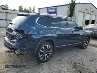 2023 Volkswagen Atlas SEL Premium R-Line with VIN 1V2FR2CA3PC509670, listed as a Copart auction lot 58754925 with 74,874 mi miles and Salvage title. Bid and sale history available at DreamBid. Image 3.