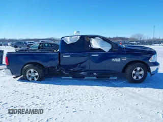 2020 Ram 1500 SLT z VIN 1C6RR7TTXLS100635, wystawiony jako IAAI lot #41314107 z przebiegiem 56 913 mil mil oraz . Historia ofert i sprzedaży dostępna na DreamBid. Obrazek 13.
