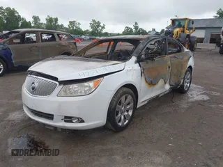 2011 Buick LaCrosse CXL z VIN 1G4GC5ED9BF120552, wystawiony jako IAAI lot #42219711 z przebiegiem Nie podano mil oraz . Historia ofert i sprzedaży dostępna na DreamBid. Obrazek 2.