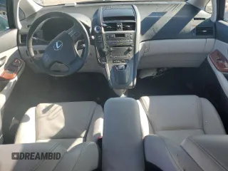 2010 Lexus HS 250h z VIN JTHBB1BA1A2000690, wystawiony jako Copart lot #43568445 z przebiegiem Nie podano mil oraz Szkoda całkowita • Salvage title. Historia ofert i sprzedaży dostępna na DreamBid. Obrazek 8.