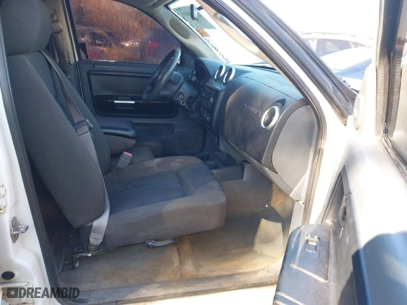 2007 Mitsubishi Raider LS with VIN 1Z7HC28K37S234275, listed as a IAAI auction lot 41656693 with 200354 miles. Bid and sale history available at carsss.com. Image 5.