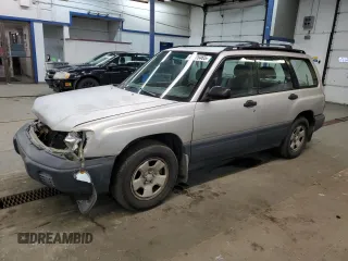 1999 Subaru Forester L with VIN JF1SF6350XH747102, listed as a Copart auction lot 41376465 with 199,771 mi miles and Salvage Title. Bid and sale history available at carsss.com. Image 1.