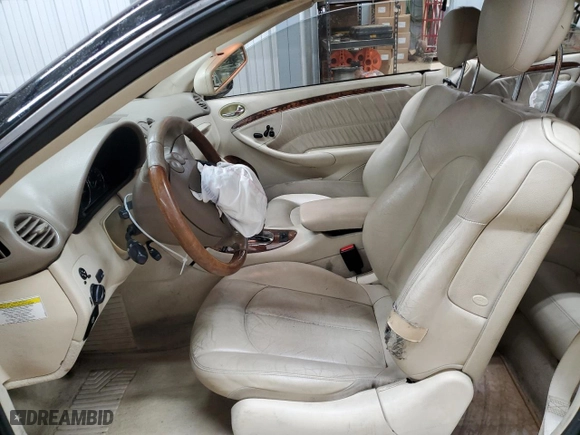 2006 Mercedes-Benz CLK-Class 3.5L with VIN WDBTK56J66F169464, listed as a Copart auction lot 86990314 with 173,705 mi miles and Salvage Title. Bid and sale history available at carsss.com. Image 7.