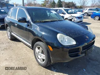2005 Porsche Cayenne S with VIN WP1AB29P25LA65267, listed as a IAAI auction lot 41873162 with 188,413 mi miles. Bid and sale history available at carsss.com. Image 1.
