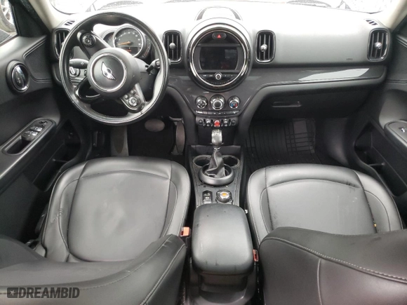2019 MINI Countryman Cooper with VIN WMZYS7C55K3F46049, listed as a Copart auction lot 83841574 with 71,505 mi miles and Salvage Title. Bid and sale history available at carsss.com. Image 8.