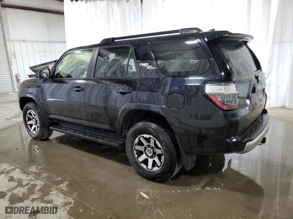 2024 Toyota 4Runner TRD Off Road with VIN JTEPU5JR0R6284930, listed as a Copart auction lot 76525474 with 4,208 mi miles and Non Repairable. Bid and sale history available at carsss.com. Image 2.