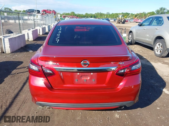 2017 Nissan Altima SR с VIN 1N4AL3APXHC143479, выставлен на аукционе IAAI как лот 42329830 с пробегом 159 960 миль миль и . История ставок и продаж доступна на DreamBid. Изображение 16.