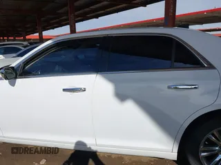 2017 Chrysler 300 300C with VIN 2C3CCAEG5HH566487, listed as a IAAI auction lot 41807634 with 129,334 mi miles. Bid and sale history available at carsss.com. Image 15.