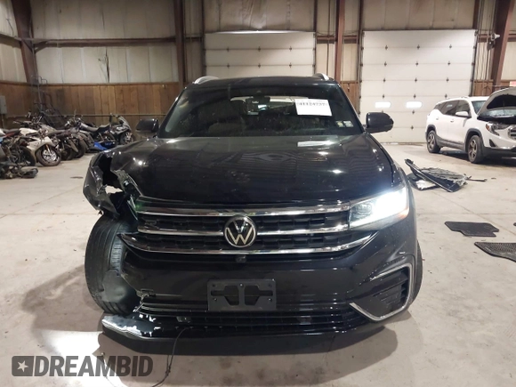 2022 Volkswagen Atlas SEL Premium R-Line with VIN 1V2FE2CAXNC204546, listed as a IAAI auction lot 41124737 with 51,226 mi miles and . Bid and sale history available at DreamBid. Image 12.