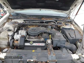 1995 Cadillac DeVille z VIN 1G6KD52B1SU278042, wystawiony jako IAAI lot #42142667 z przebiegiem 79 943 mil mil oraz . Historia ofert i sprzedaży dostępna na DreamBid. Obrazek 10.